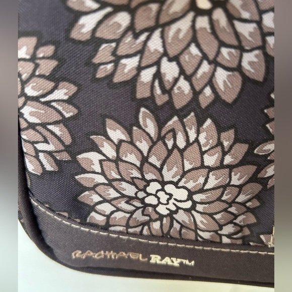 Rachel Ray Lunchbag. Floral, SilverInsulated. 1 Main & 1 small section. 12x9x5”. - Picture 3 of 7
